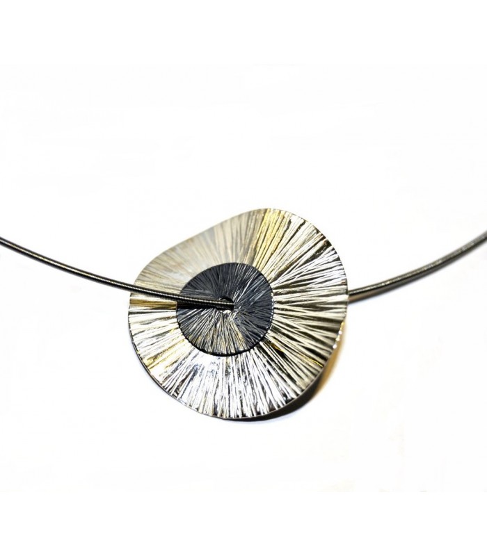 Circles Hammered Necklace