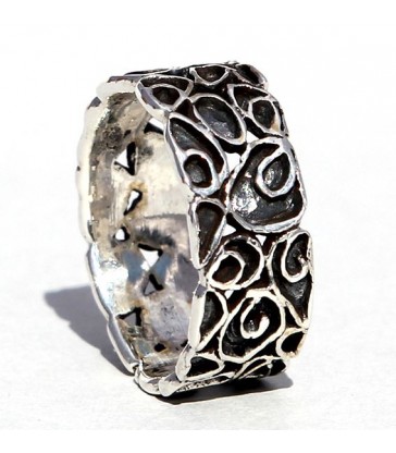 Roses Ring