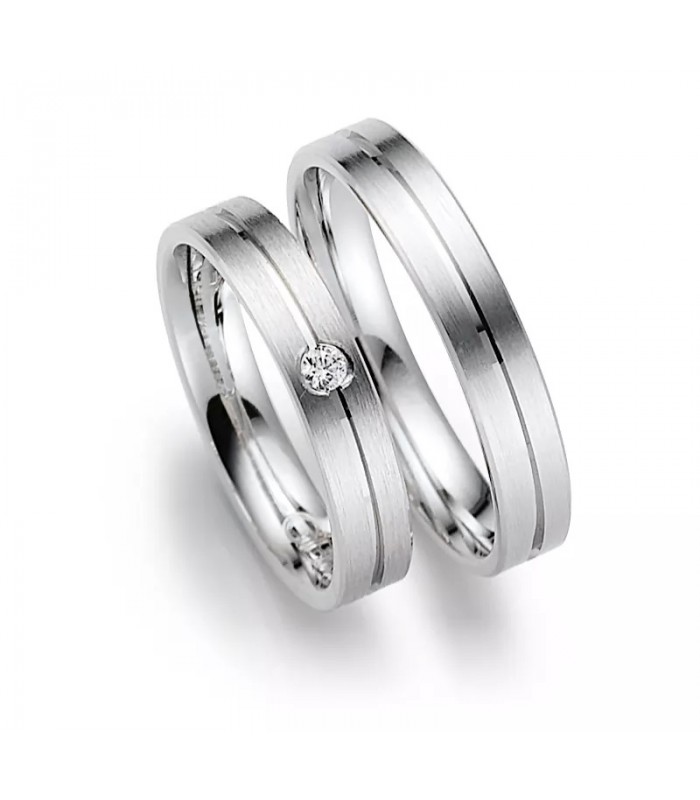 Classic wedding rings
